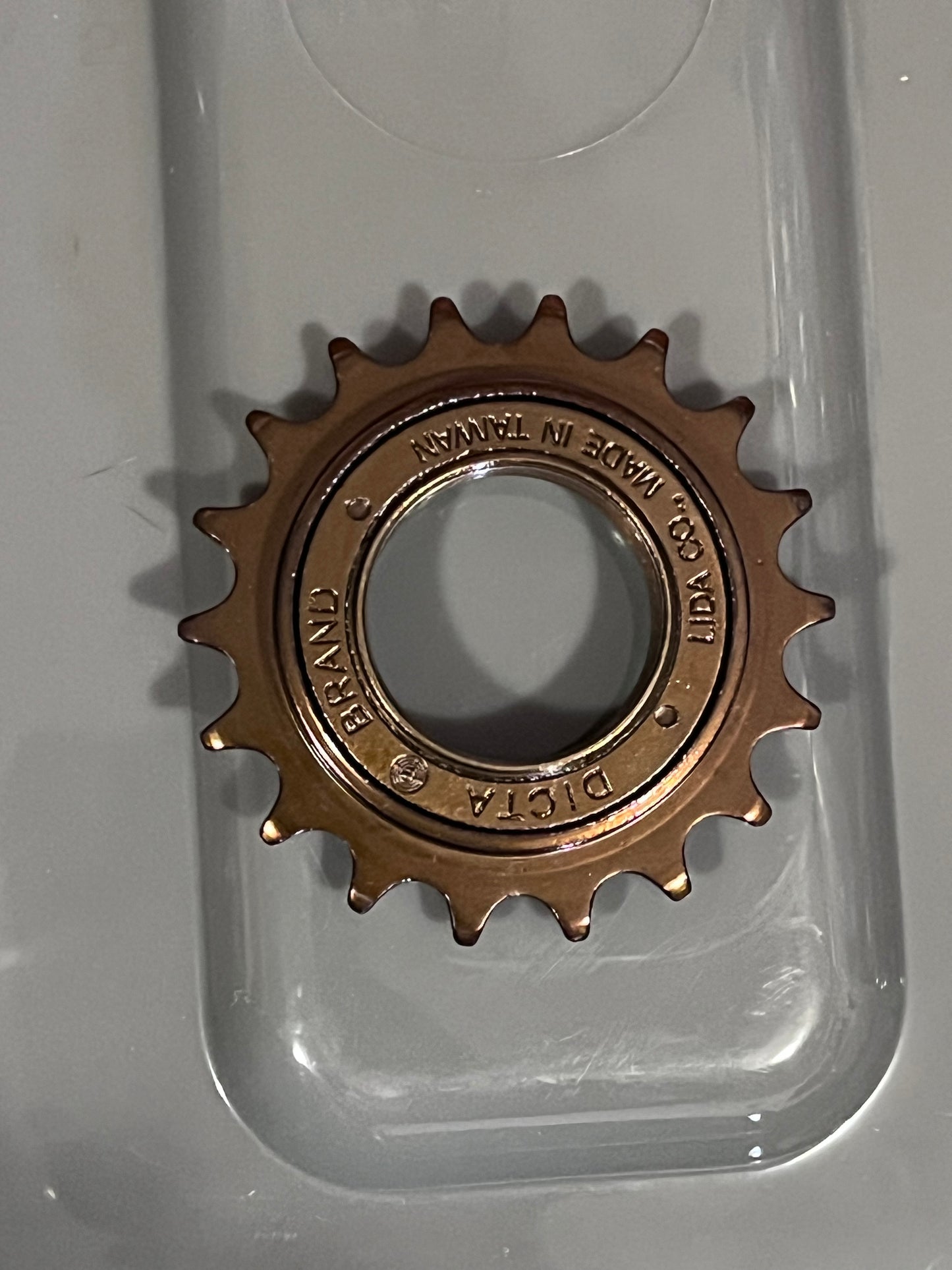 FREEWHEEL 1/8”x18T