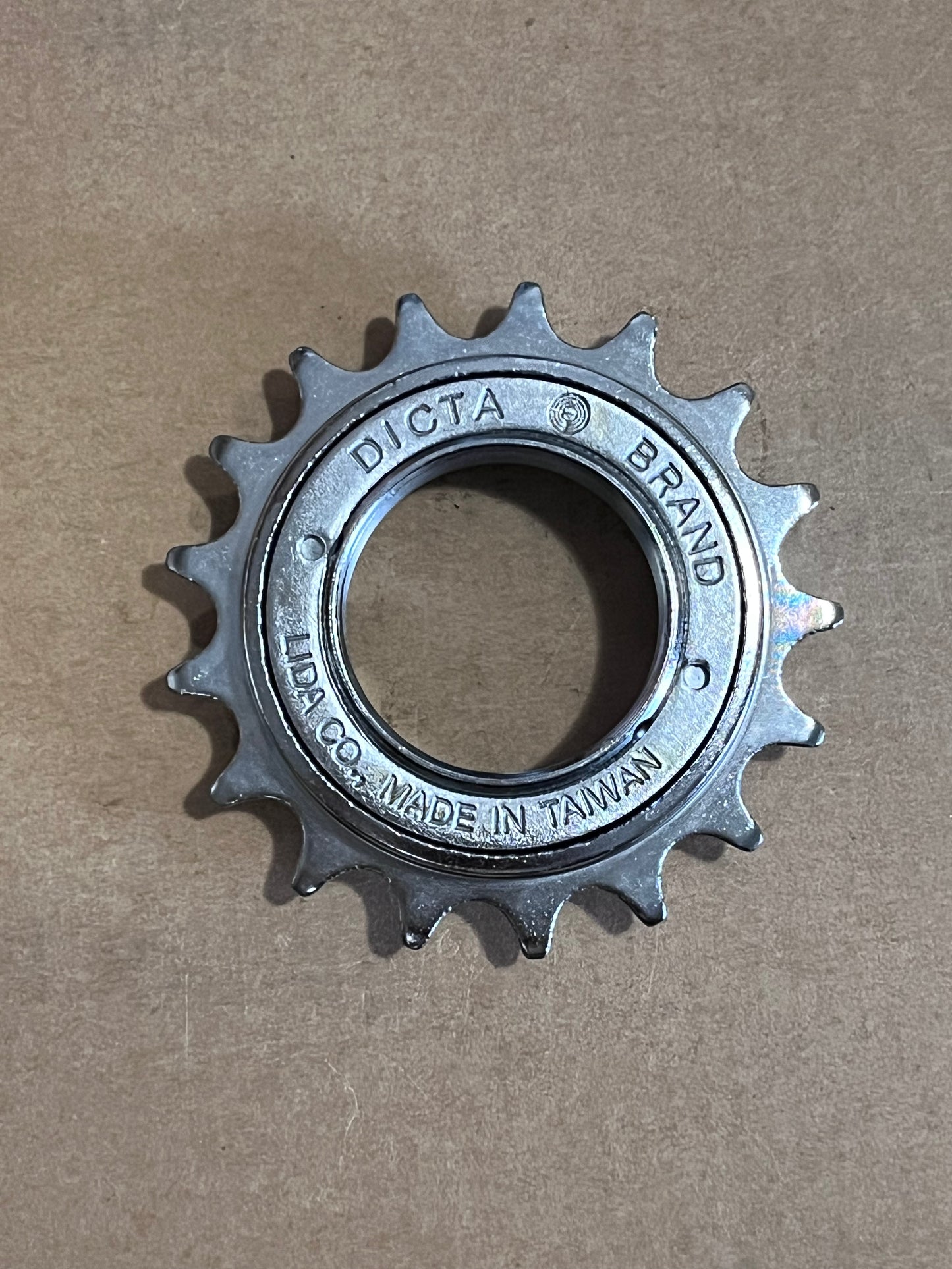 FREEWHEEL 1/2x3/32x17T