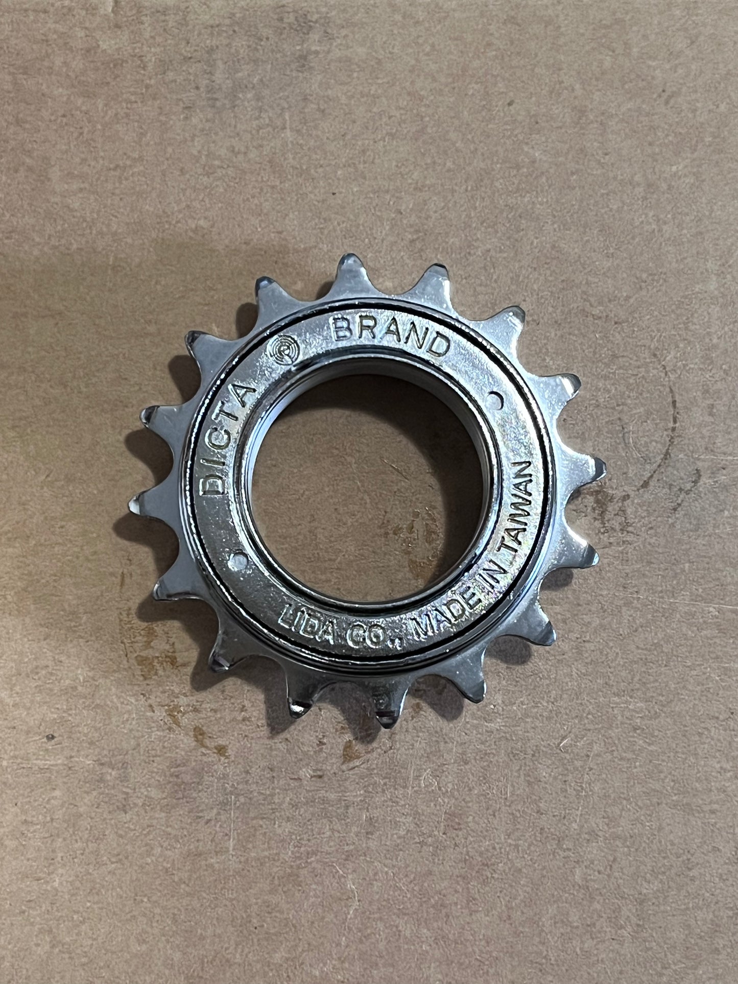 FREEWHEEL 1/2”x1/8”x16T