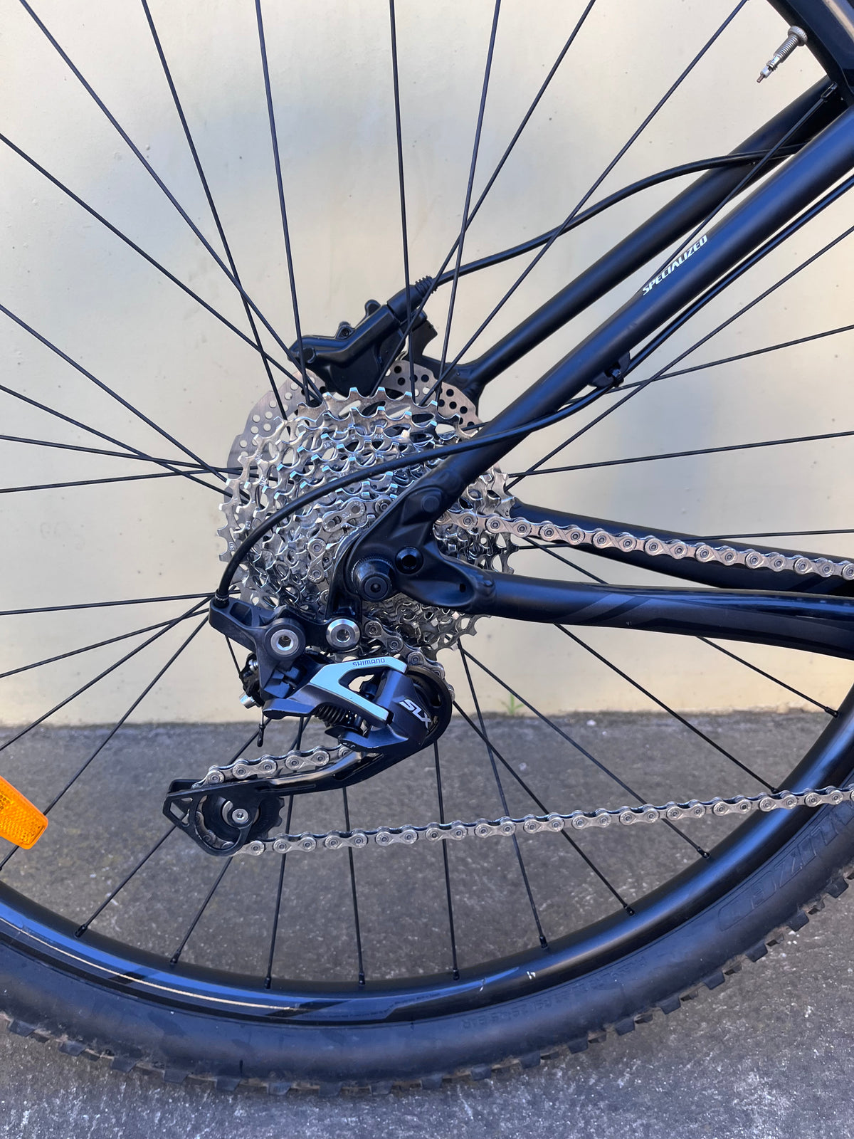 SPECIALIZED ROCKHOPPPER PRO MEDIUM