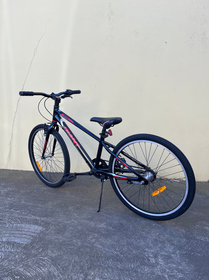 Giant Veer 24” Black