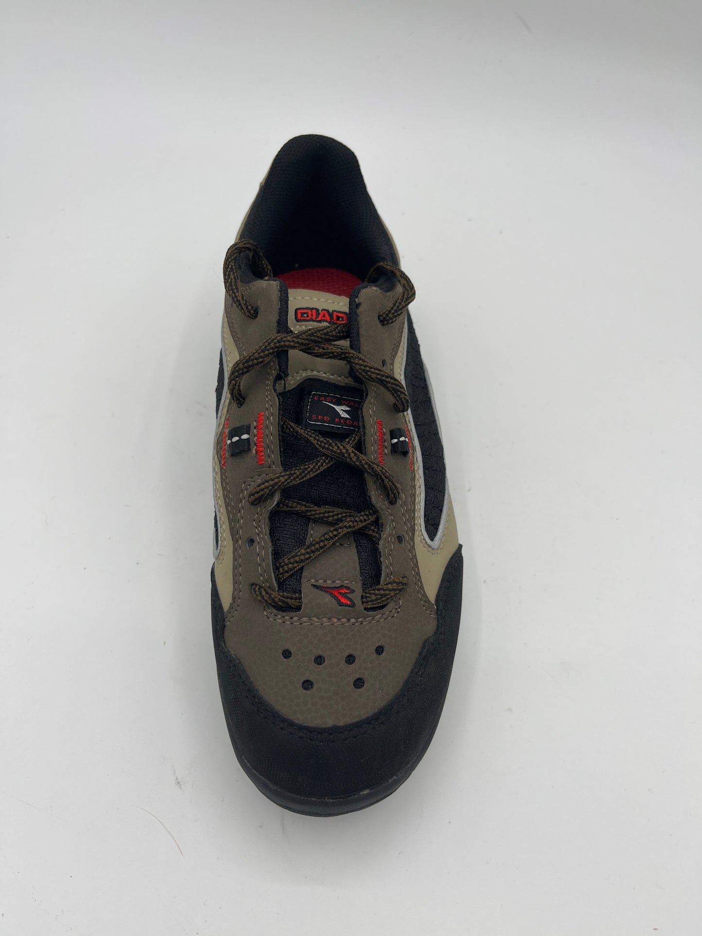 DIADORA Caymano