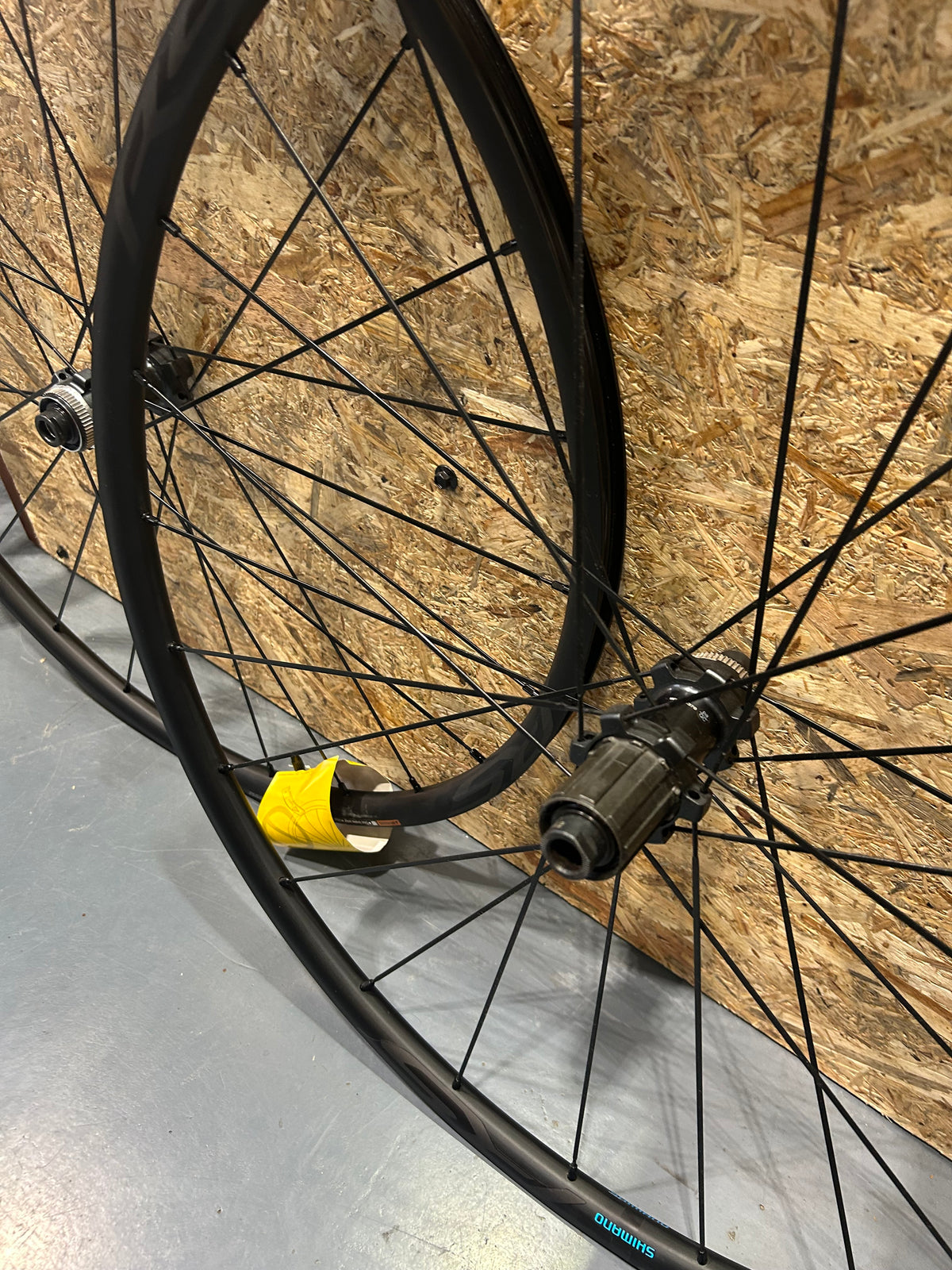 SHIMANO WH-RS370 WHEELS - PAIR