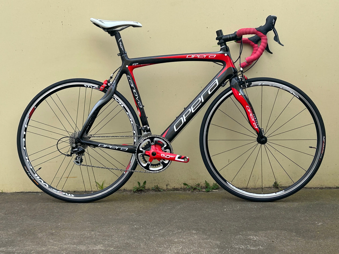 OPERA CANOVA - size Large col Carbon/Red