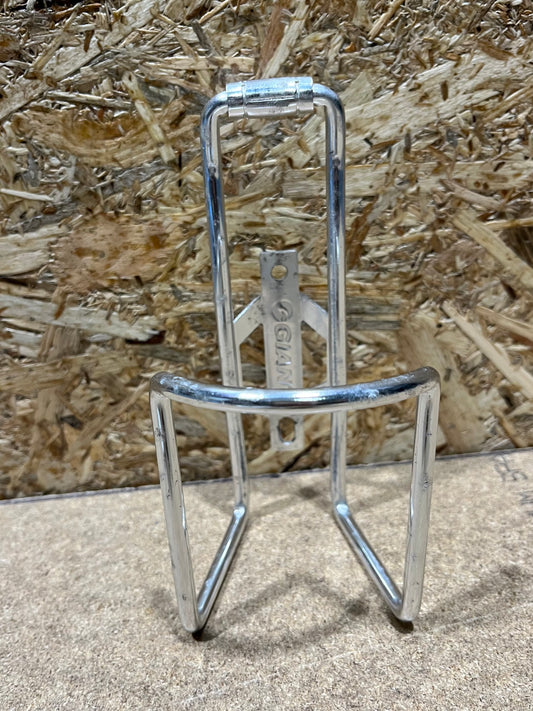 Giant Silver bottle cage