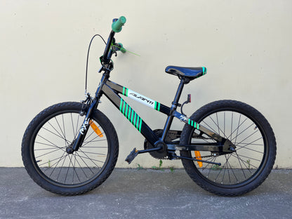 AVANTI MXR 20” KIDS BIKE - BLACK/GREEN