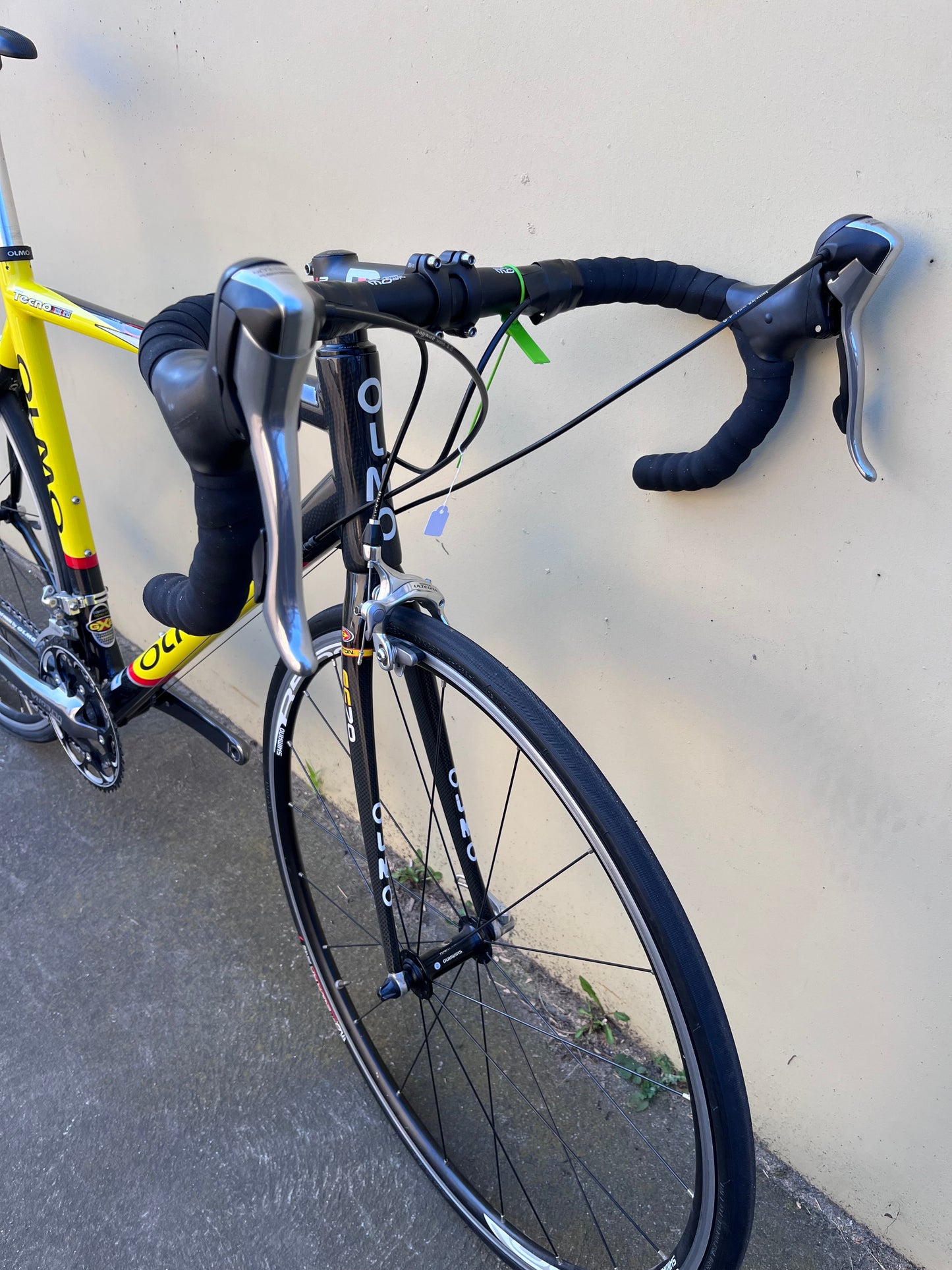 OLMO TECHO - Medium | Carbon/Yellow