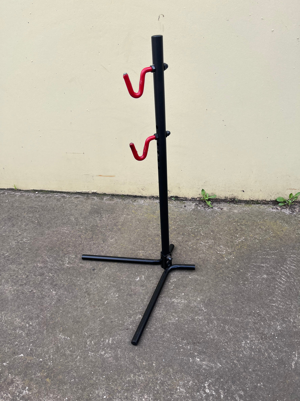 Bike stand- red