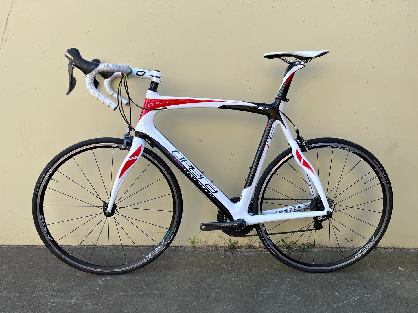 Pinarello OPERA SUPER LEONARDO - size XL col White/Black/Red