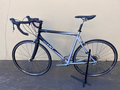 GIANT OCR1 SILVER /BLACK LARGE