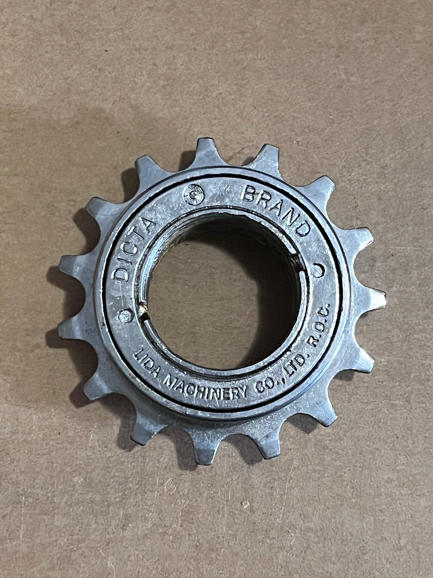 FREEWHEEL 1/2”x3/32 15T